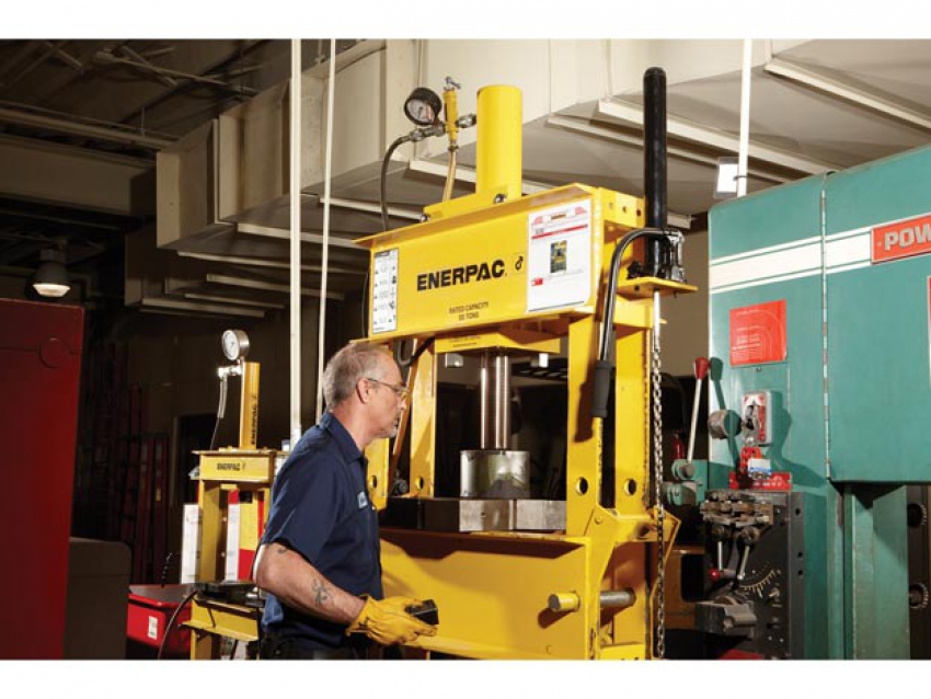 Máy ép thủy lực chữ H 25 tấn Enerpac IPE2510 1