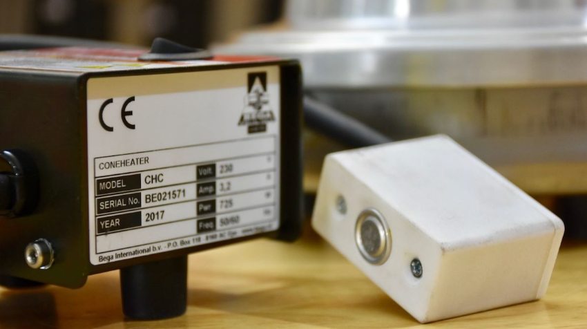 Máy gia nhiệt vòng bi hình côn BETEX CHU (công suất 725W) 1