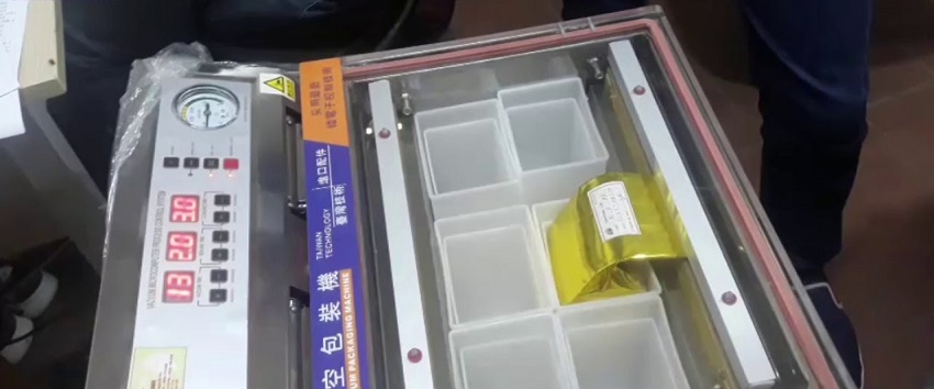 Máy hút chân không chè LD-600 5