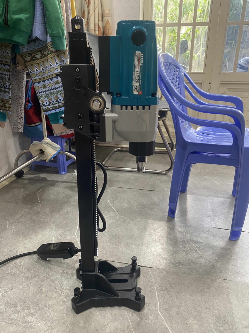 Máy khoan đá 200mm Total TDDM28001 4