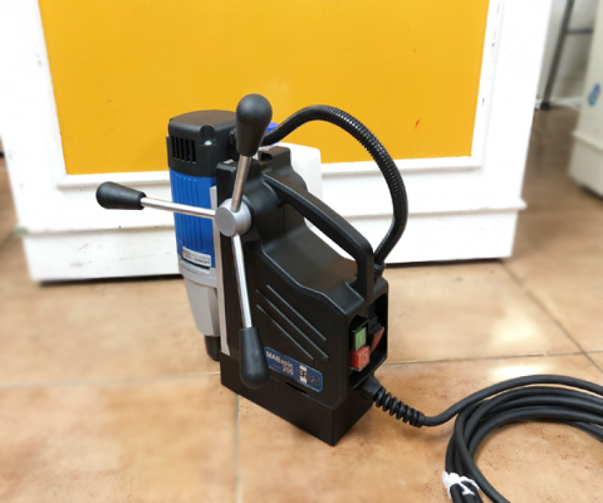 Máy khoan từ BDS MABassic200 (900W, 12-32mm) 1