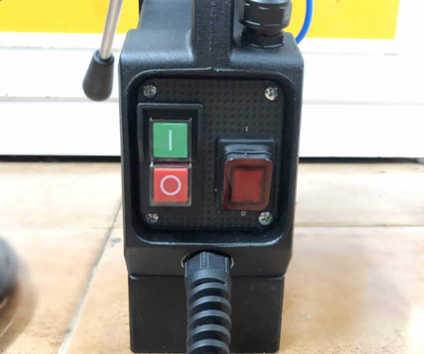 Máy khoan từ BDS MABassic200 (900W, 12-32mm) 3