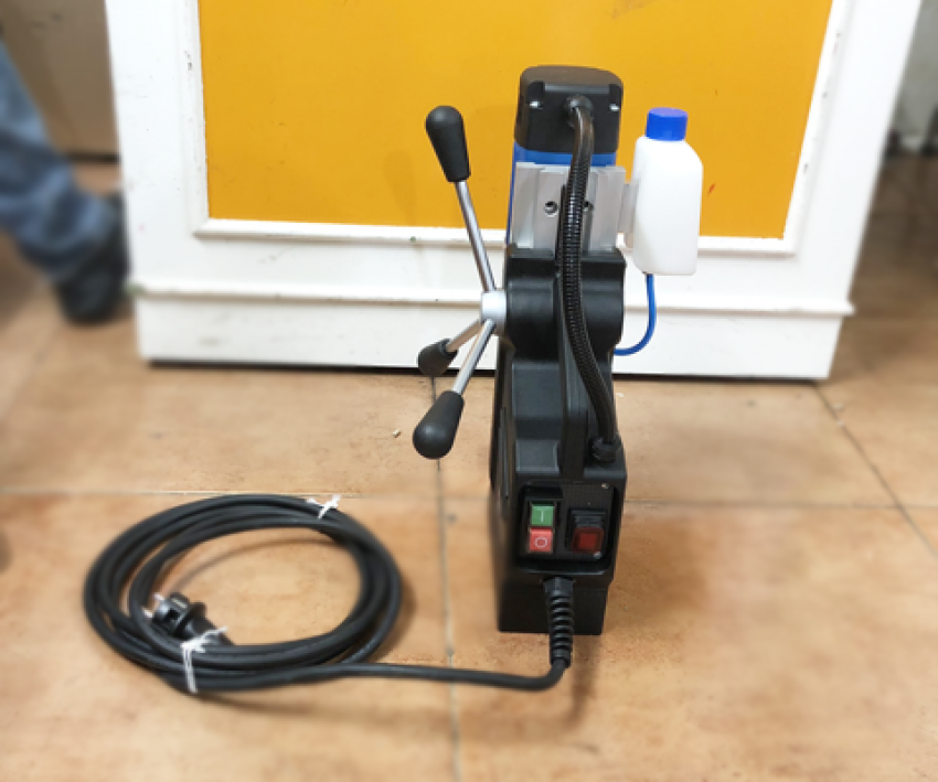 Máy khoan từ BDS MABassic200 (900W, 12-32mm) 4