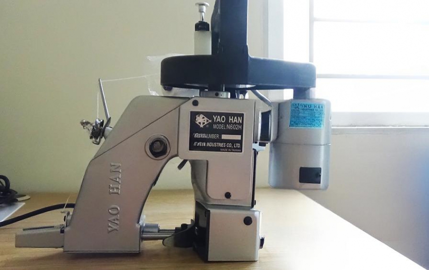 Máy may bao 1 kim 2 chỉ Megatex N602H 2