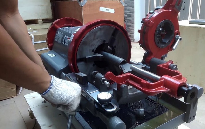 Máy tiện ren ống 21-60mm Rex NT50AT 2