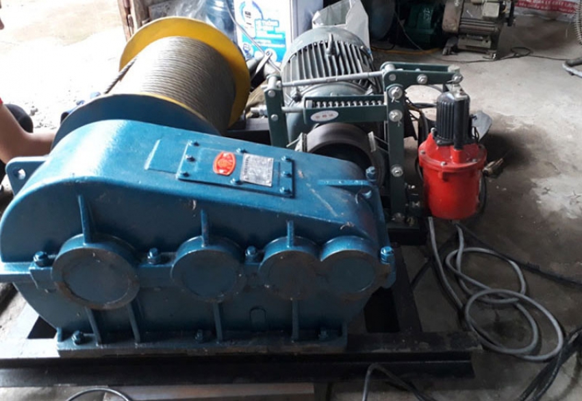 Máy tời kéo cáp điện 1 tấn JK1 1