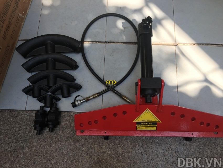 máy uốn ống thủy lực 20 tấn TONNERS DPB-4