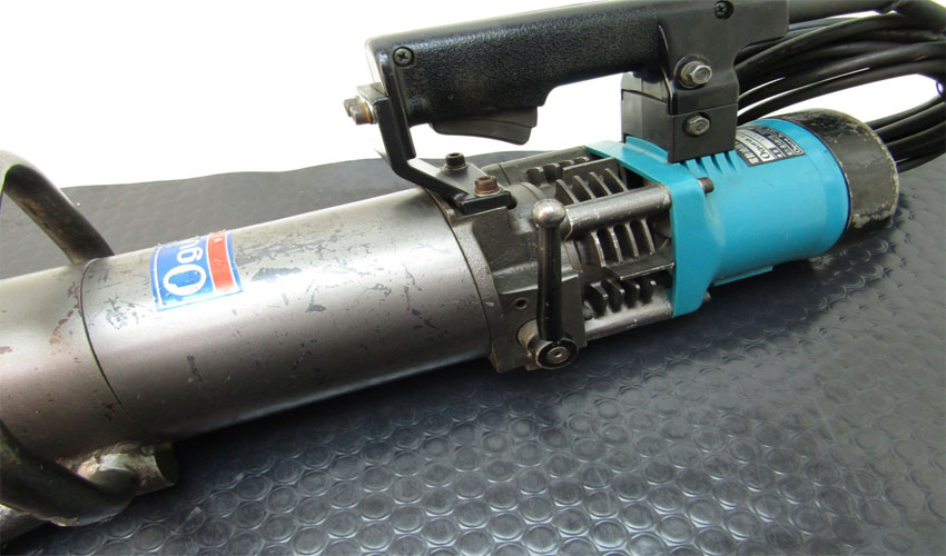 Máy uốn sắt cầm tay 32mm Ogura HBB-32HPW 2