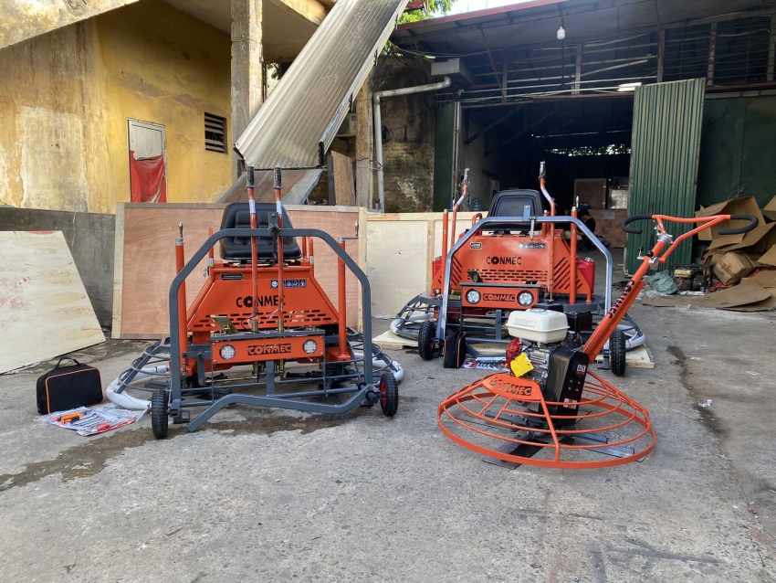 Máy xoa nền đôi Conmec CTR-830 1