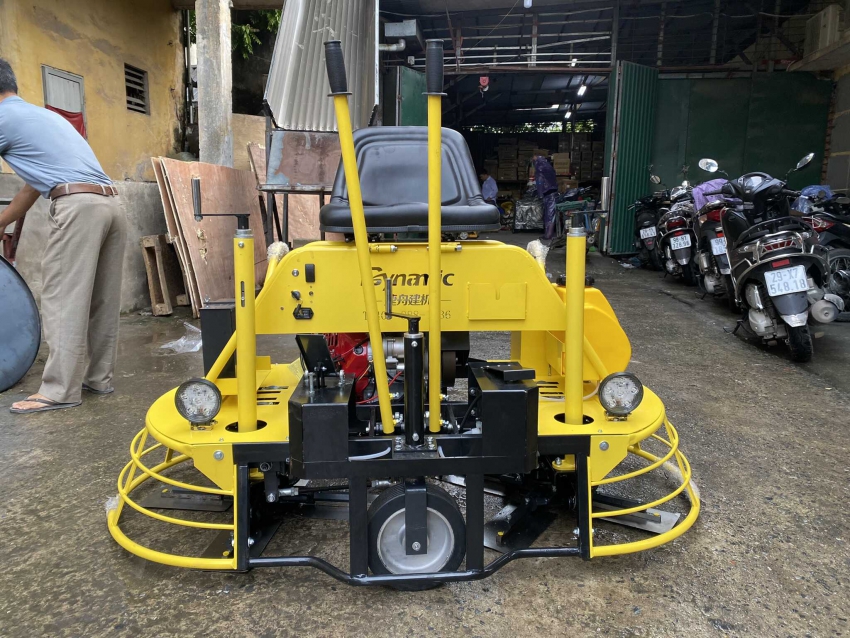 Máy xoa nền đôi Dynamic QUM-65 0