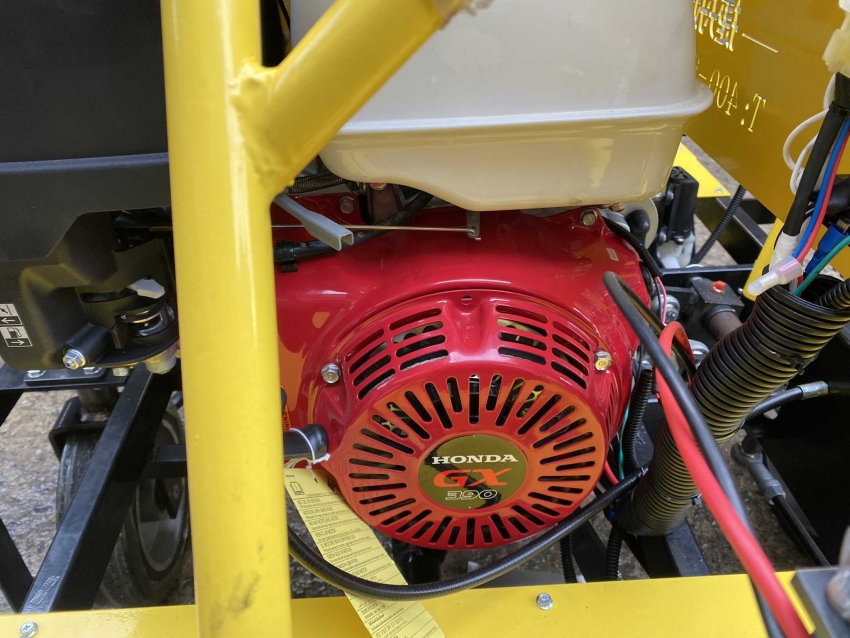 Máy xoa nền đôi Dynamic QUM-65 2