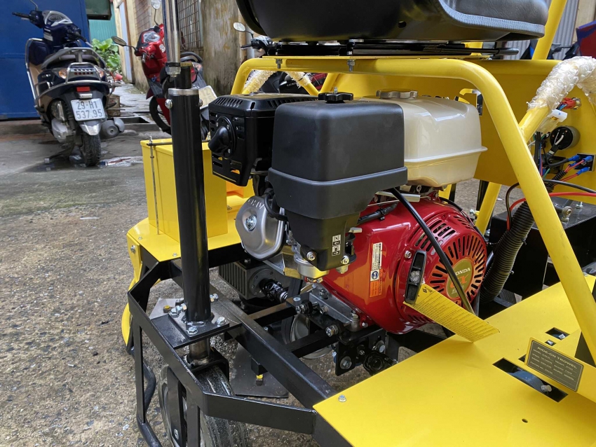 Máy xoa nền đôi Dynamic QUM-65 3