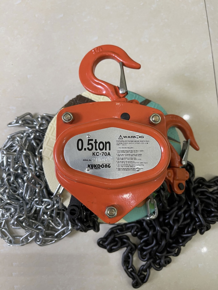 Pa lăng xích kéo tay 0.5 Tấn 1.5m Kukdong KC-70A 0.5T 0