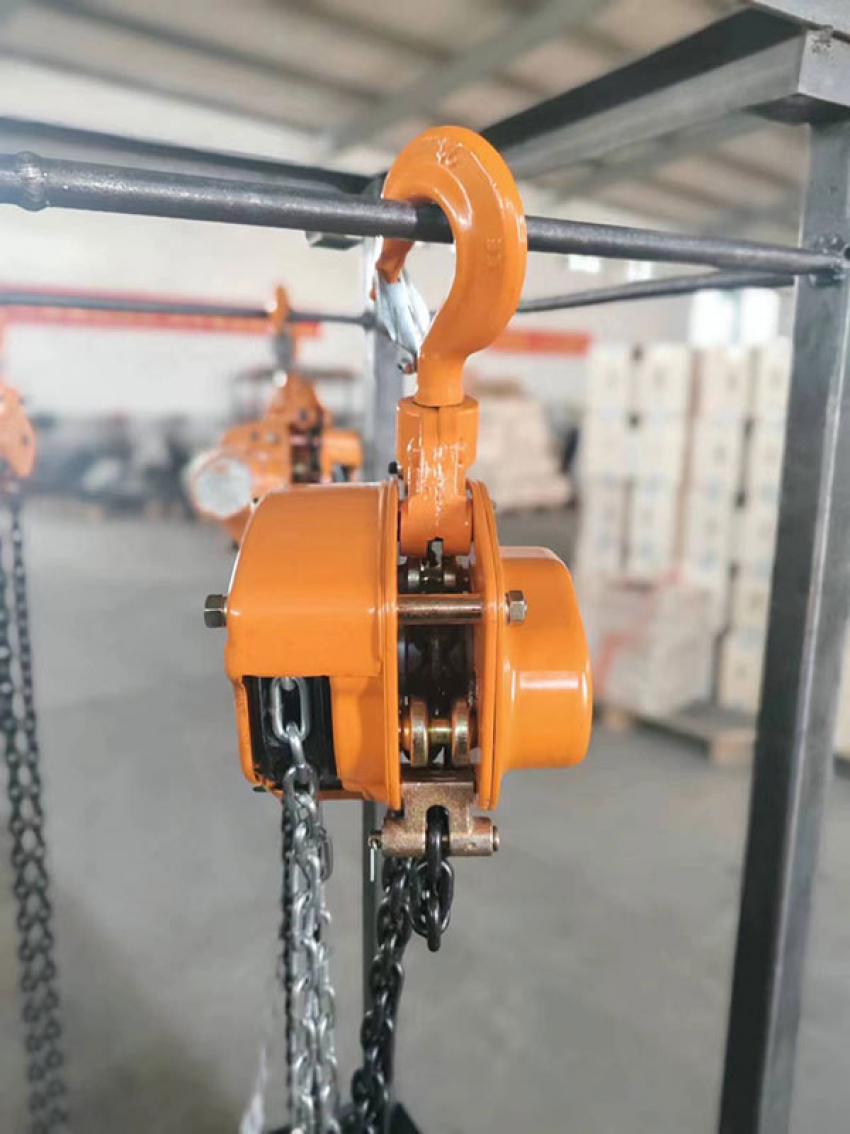 Pa lăng xích kéo tay 2 Tấn 3m Kamiko 1