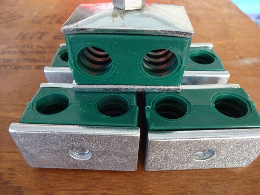 kẹp ống thủy lực