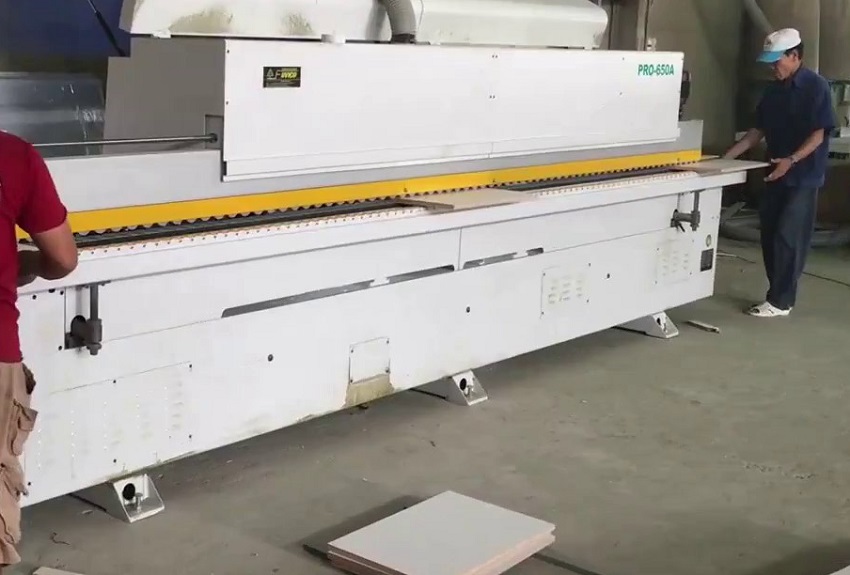 máy dán cạnh 4 chức năng