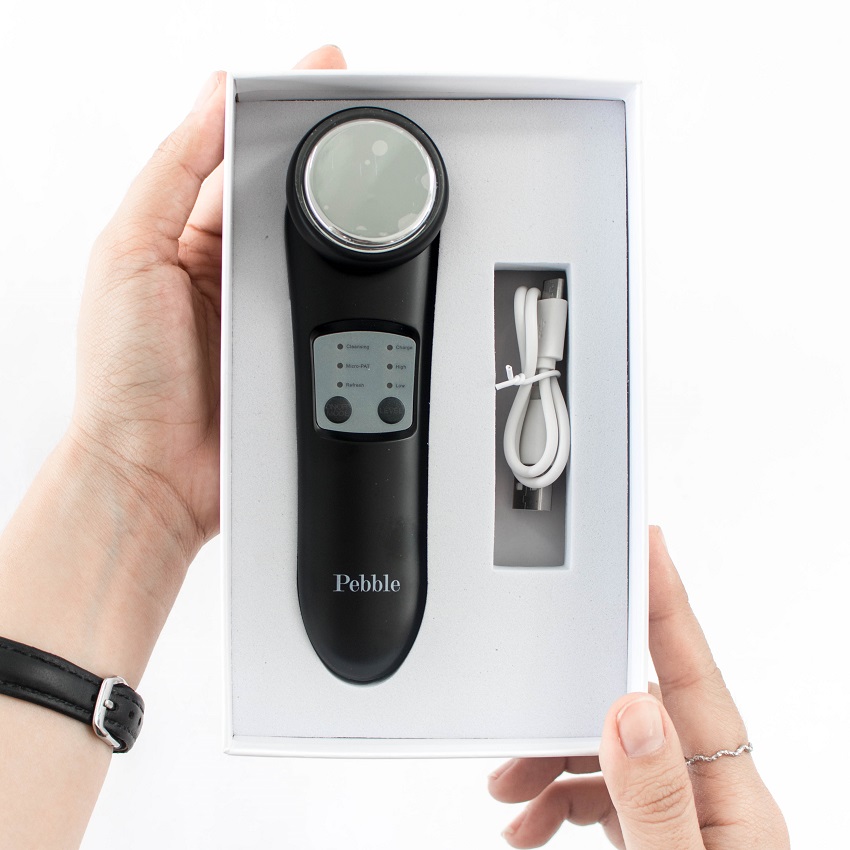 Máy massage mặt 9