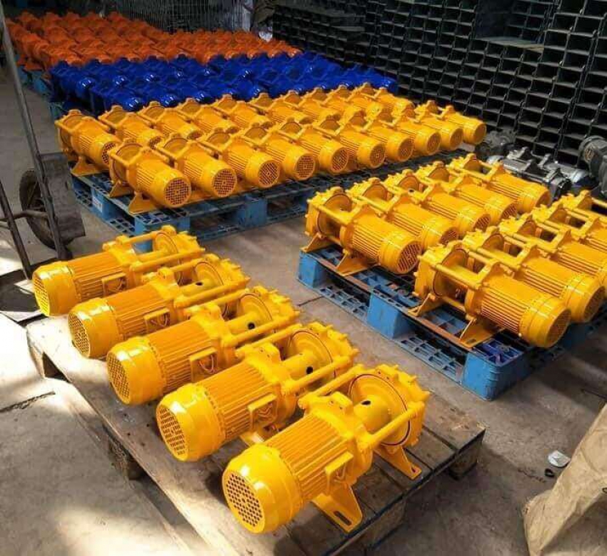 Tời xây dựng 1 tấn (chưa có cáp) 0