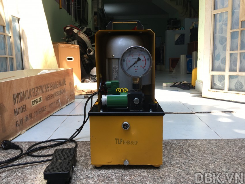 BÆ¡m Äiá»n thá»§y lá»±c 8 lÃt dầu TLP HHB-630F