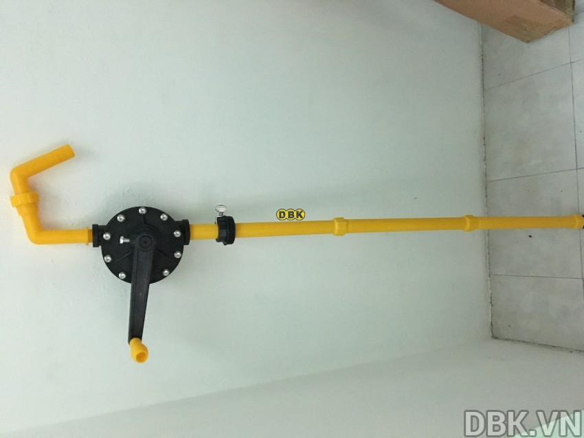 BƠM HÓA CHẤT THÙNG PHUY CHO AXIT HÓA CHẤT MẠNH