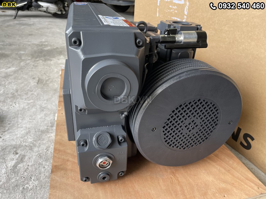 Bơm hút chân không BUSCH R5 RA 0160 D 8
