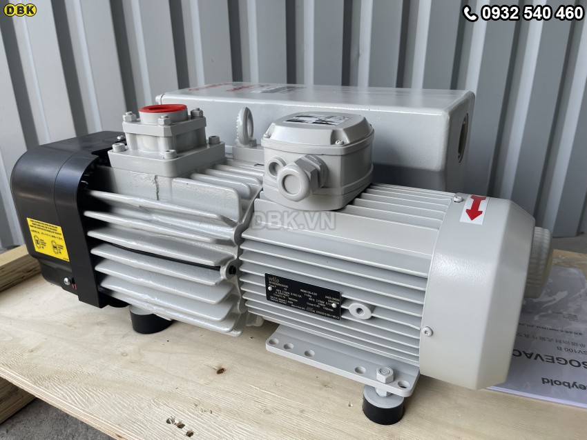 Bơm hút chân không LEYBOLD SOGEVAC SV100B 2
