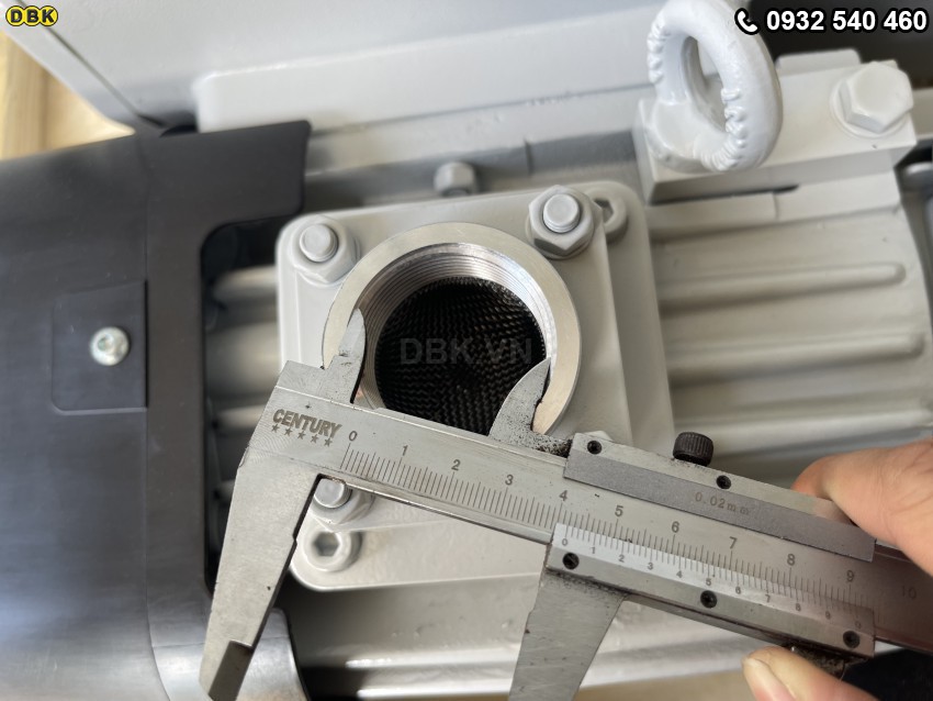 Bơm hút chân không LEYBOLD SOGEVAC SV100B 9