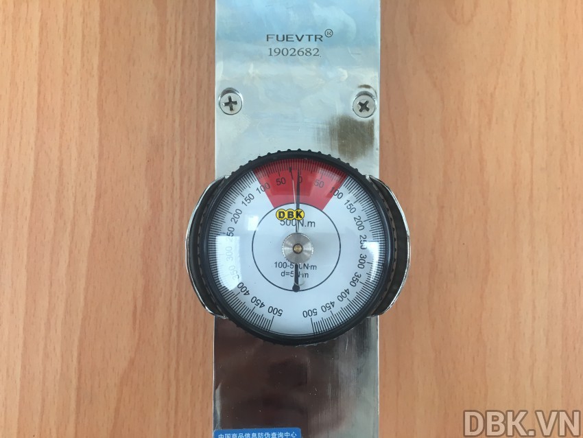 Cờ lê lực đồng hồ 0 - 500 N.m DBK TS500 2