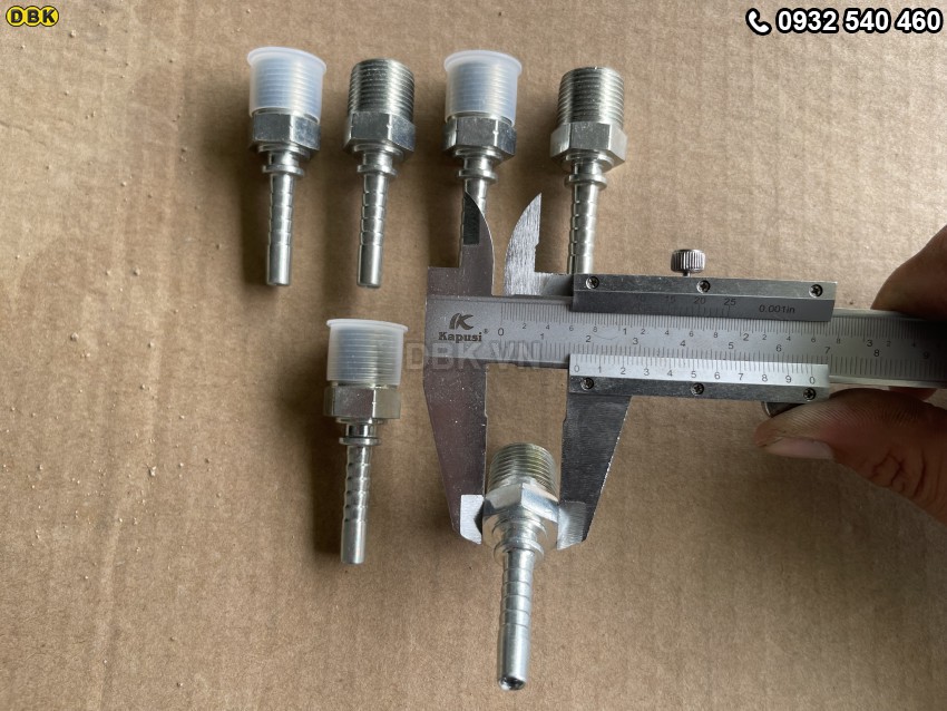 Đầu cút thẳng 2 giác 1/4 inch R2AT M17 Ren côn 4