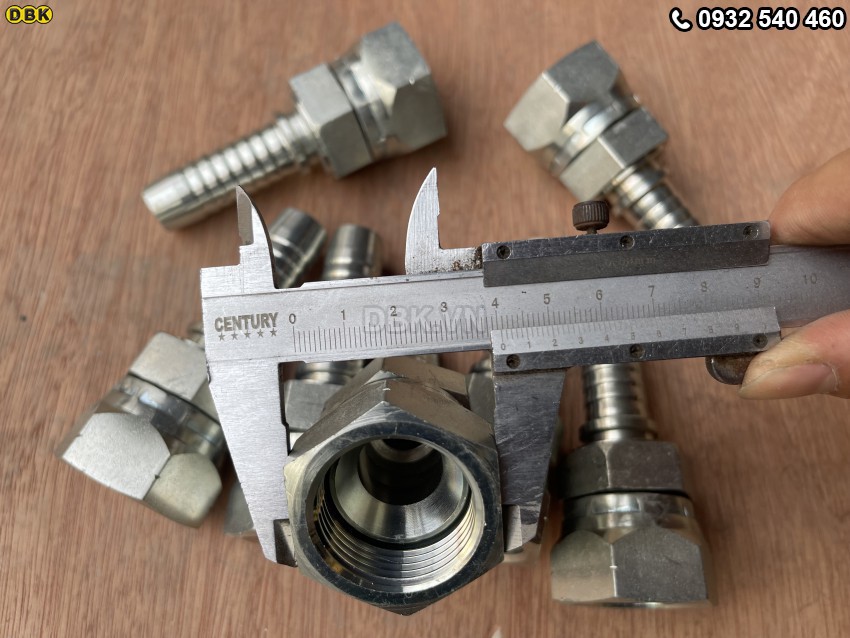 Đầu cút thẳng 2 giác 3/4 inch R12 S41 M34 Nhật lõm 2