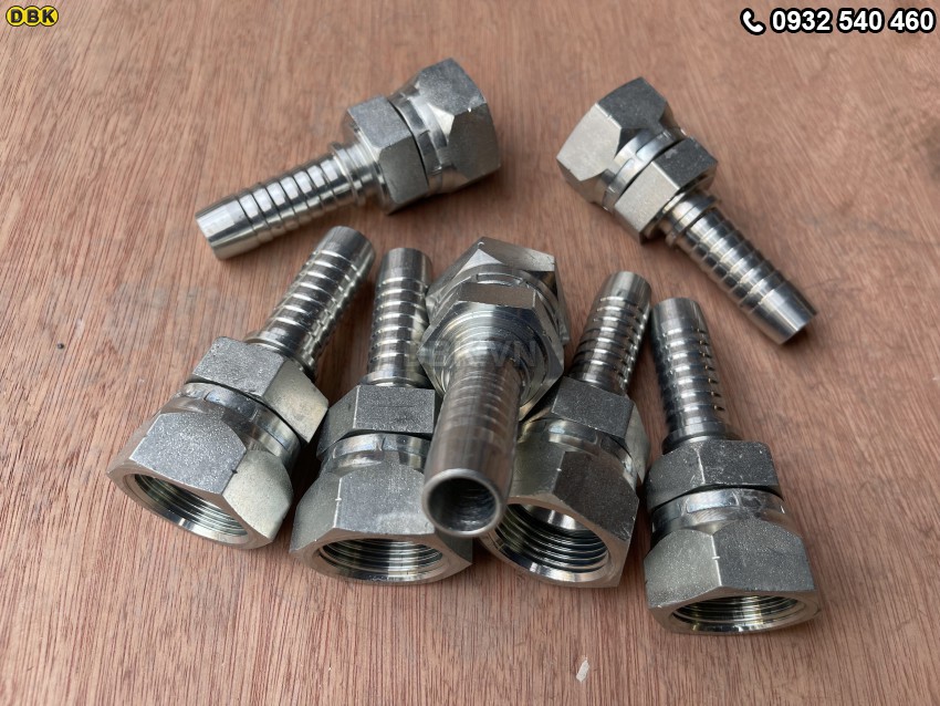 Đầu cút thẳng 2 giác 3/4 inch R12 S41 M34 Nhật lõm 5