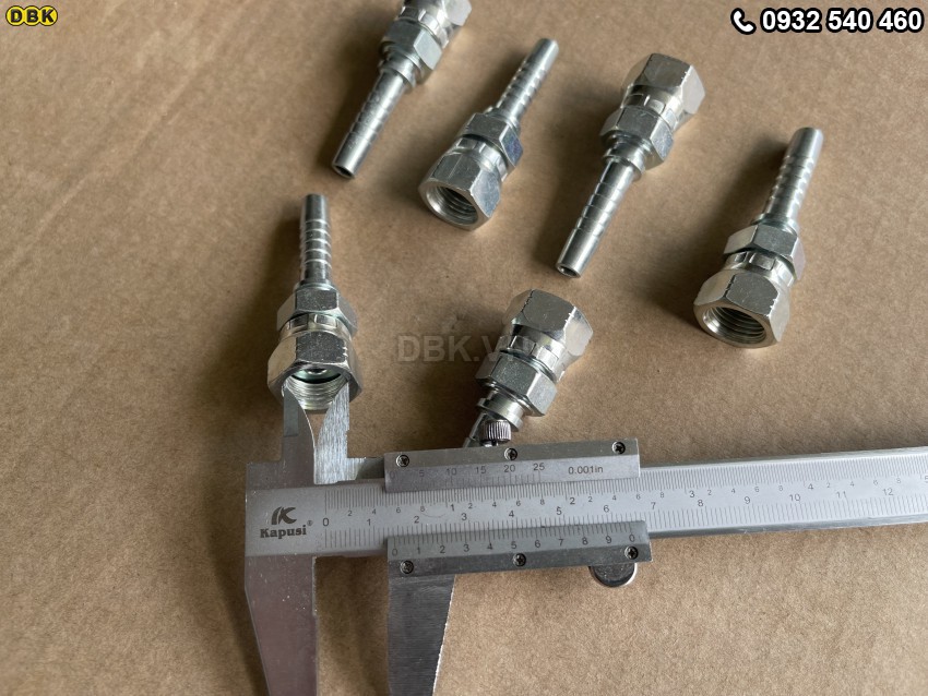 Đầu cút thẳng 2 giác 5/16 inch R2AT S19 HTC 3