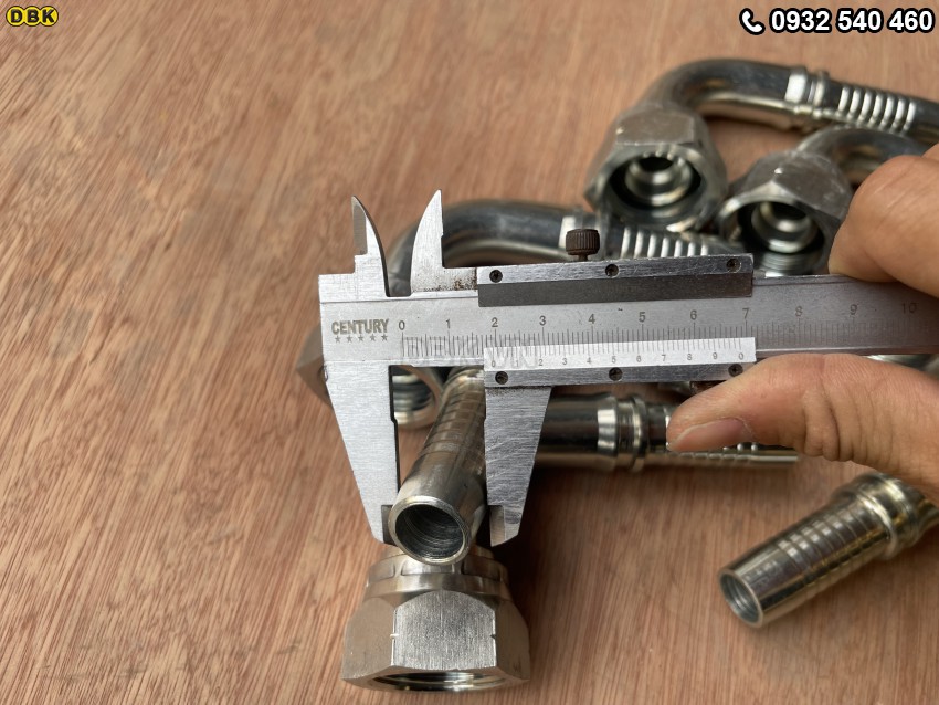 Đầu cút cong 90 độ 3/4 R12 S41 M34 Nhật lồi 4