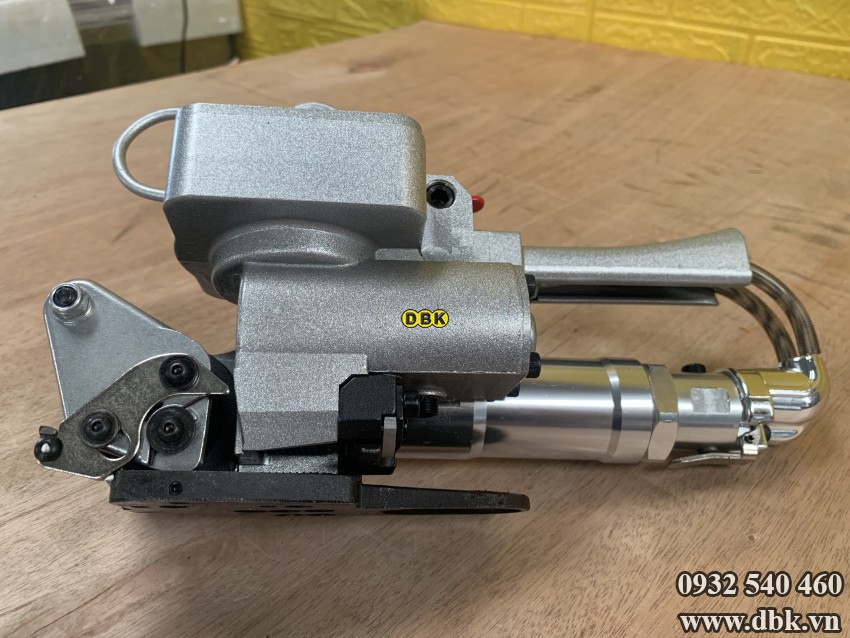 Dụng cụ đóng đai nhựa dùng khí nén DBK XQD-19 7