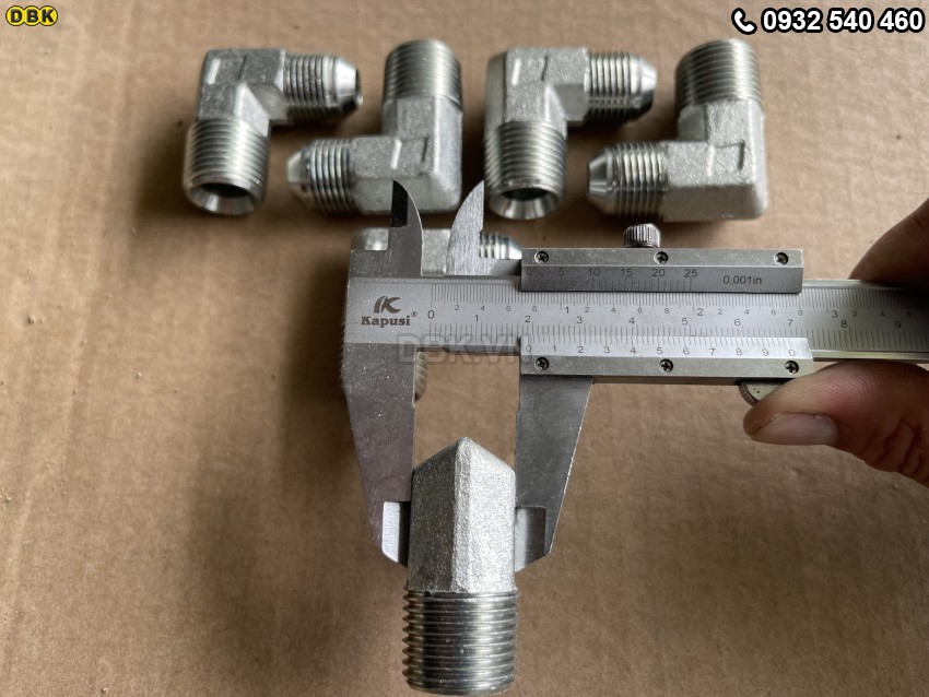 Góc vuông số 8x21 côn 4