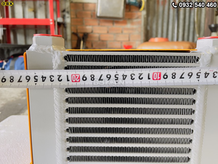 Két làm mát giải nhiệt dầu thủy lực AH0608T - 220V 5