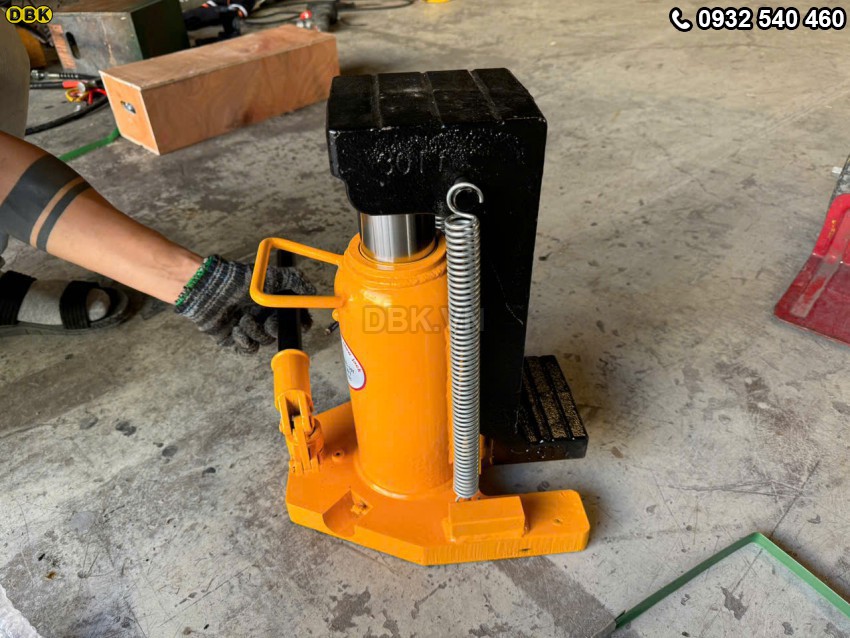 Kích móc thủy lực DBK MHC-15RS 2
