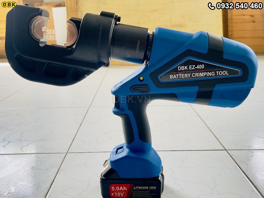 Kìm bấm cos thủy lực DBK EZ-400 dùng pin 6