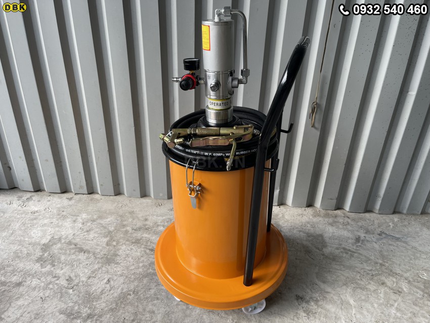 Máy bơm mỡ GZ-10 (20 lít) 2