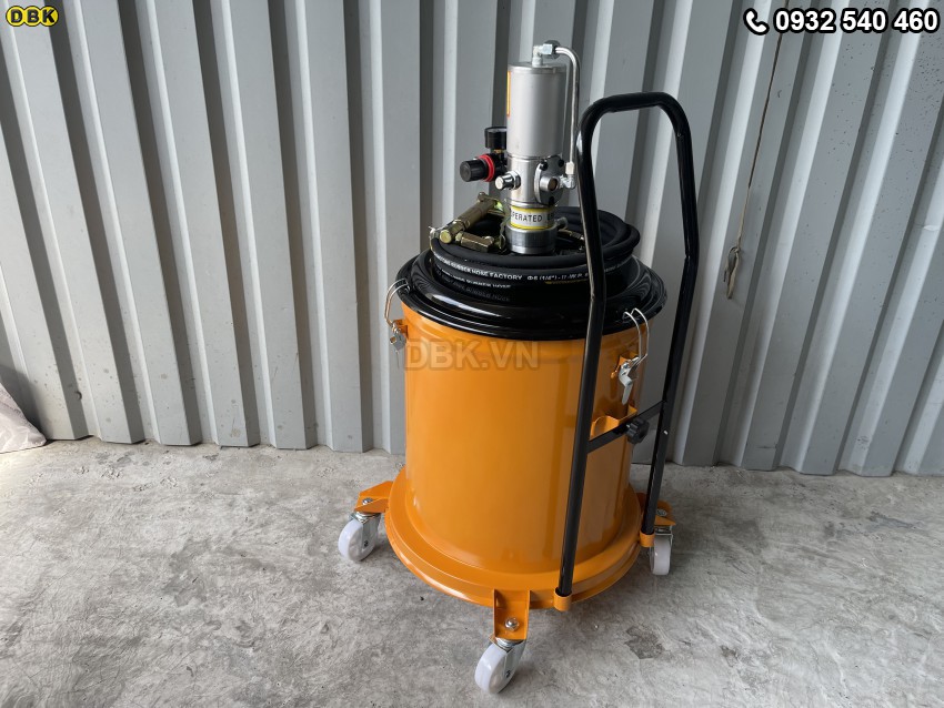 Máy bơm mỡ GZ-A9 (35 lít) 2