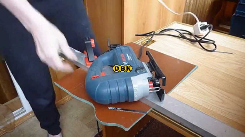 may-cua-long-bosch-gst-8000e