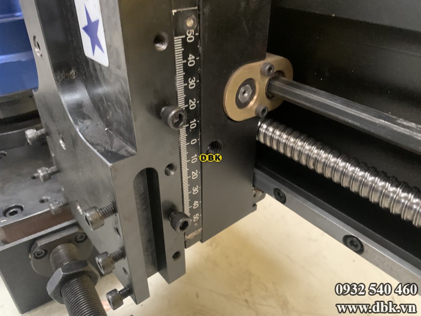 Máy phay mặt bích IFF1000 6 - 40 inch 15