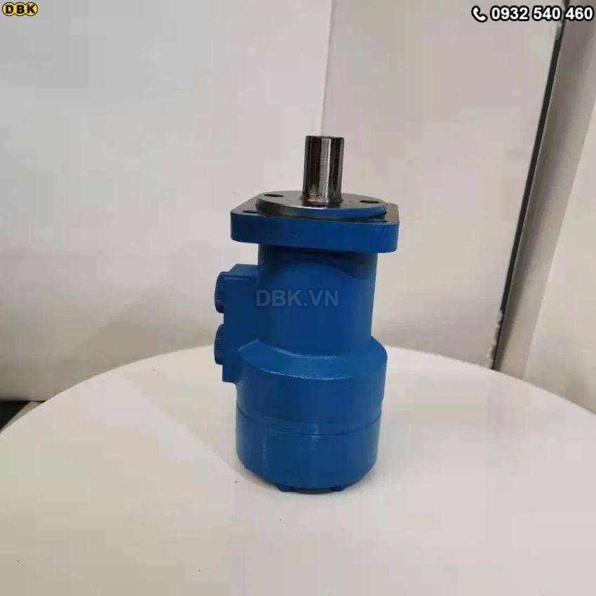 motor-thuy-luc-banh-rang-4-lo-bmr-400-140-vong-phut-418nm