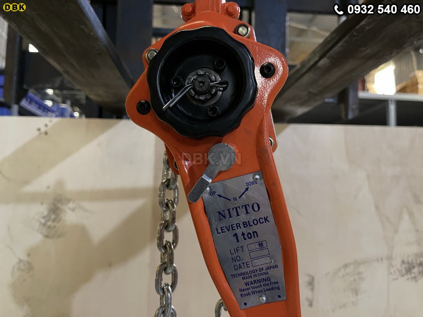 Pa lăng lắc tay Nitto VR 1 tấn 1,5 mét 5