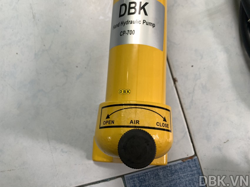 Tay bơm thủy lực DBK CP-700 3