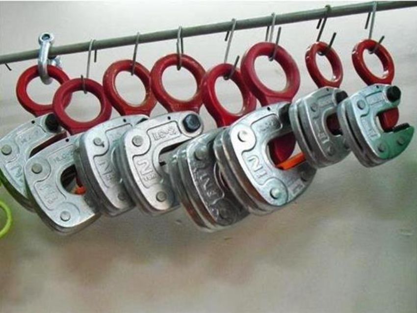 Kẹp tôn ngang 2 tấn DBK LC-2 2