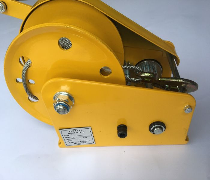 Tời quay tay tự hãm 3