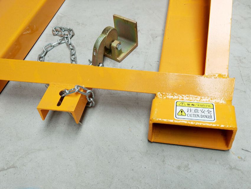 Cấu tạo của bộ kẹp thùng phuy 3