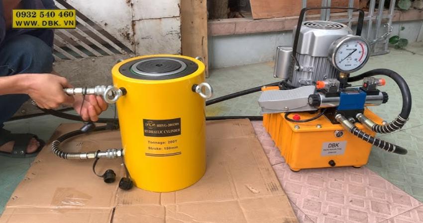 Kích thủy lực sử dụng bơm điện thủy lực