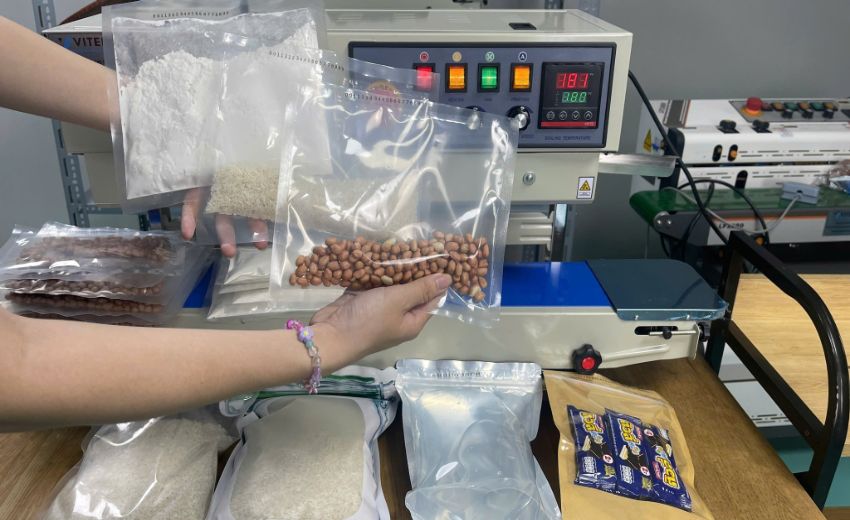 Các bước sử dụng máy hàn miệng túi 5